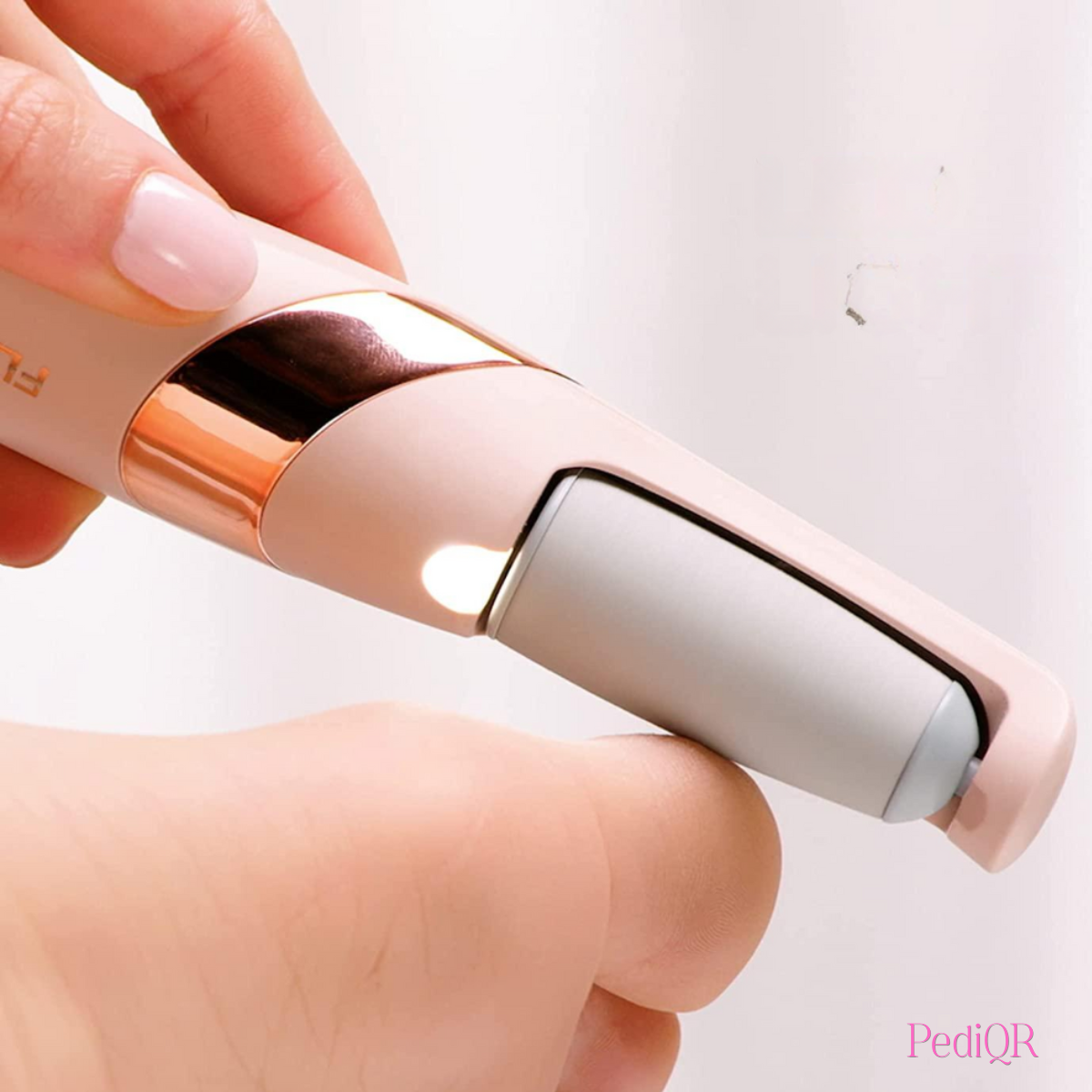 PediQR Pro — Professionell pedikyr utan salong.